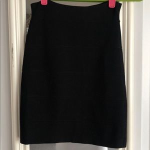 BCBG Simone Textured Power skirt Black